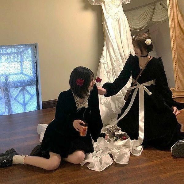 ブラック ドレス リボン 大人 ピアノ 発表会 ロング丈 ミモレ丈 演奏会 ピアノ発表会 袖付き ワンピース 二次会 女子会 成人