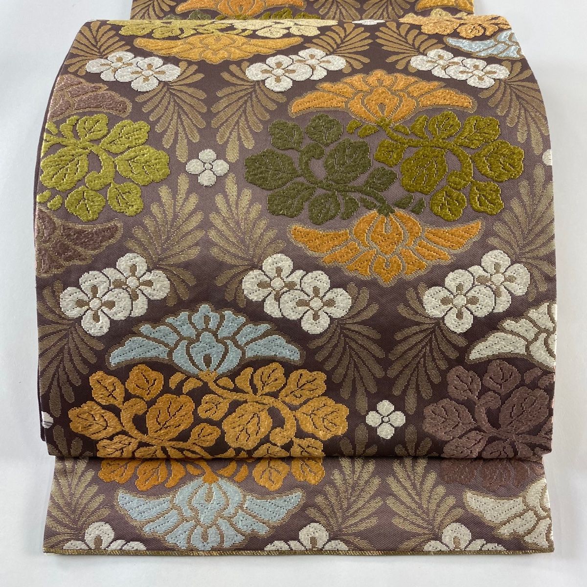 袋帯 美しい花 唐織 抹茶色 正絹 AO-4247 袋帯 名品 草花 唐織 箔 小豆色 六通 正絹 【中古】 - メルカリ