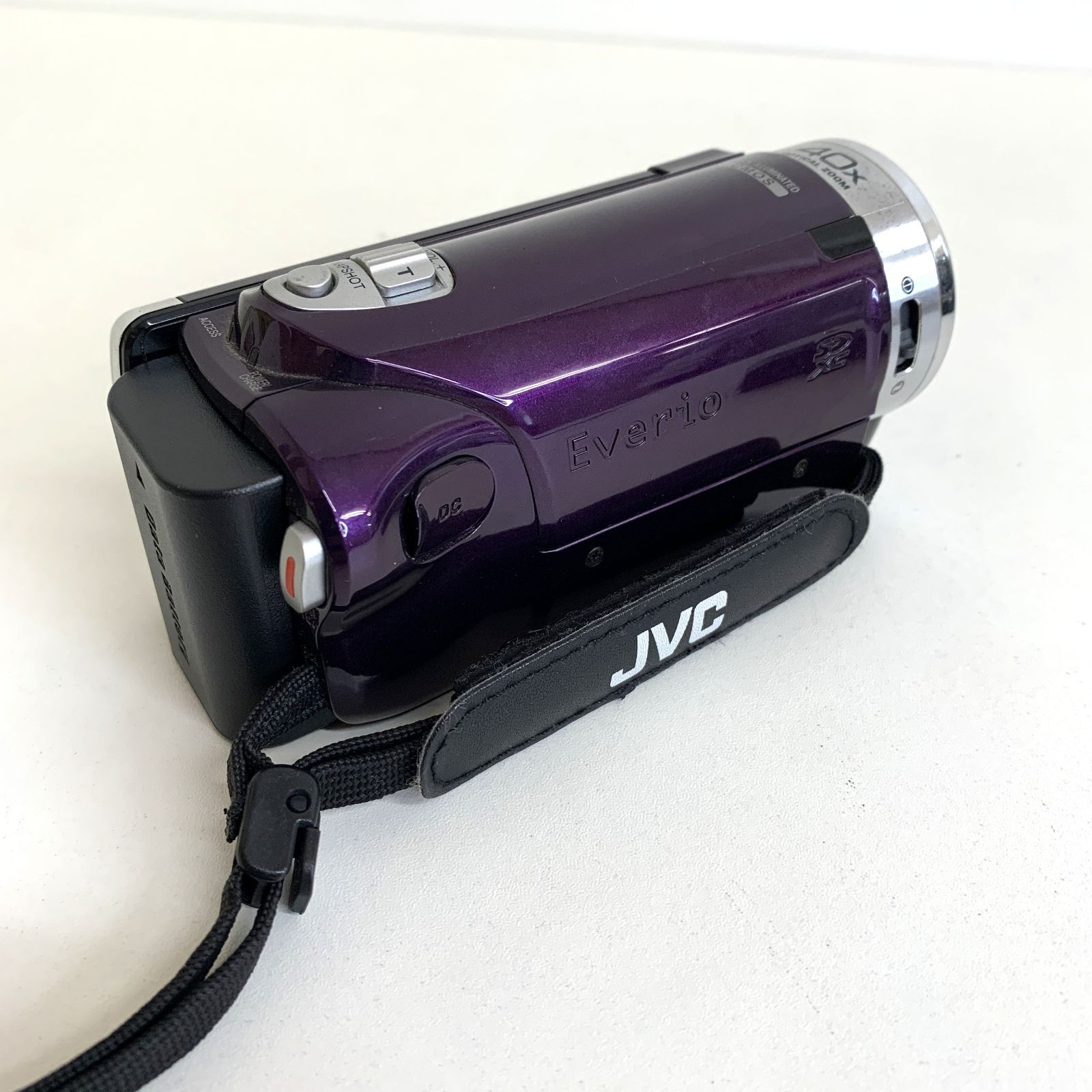 2012年製　JVC　GZ-E117 ビデオカメラ　専用BDライター付き 2012年製 JVC GZ-E117 ビデオカメラ 専用BDライター付き