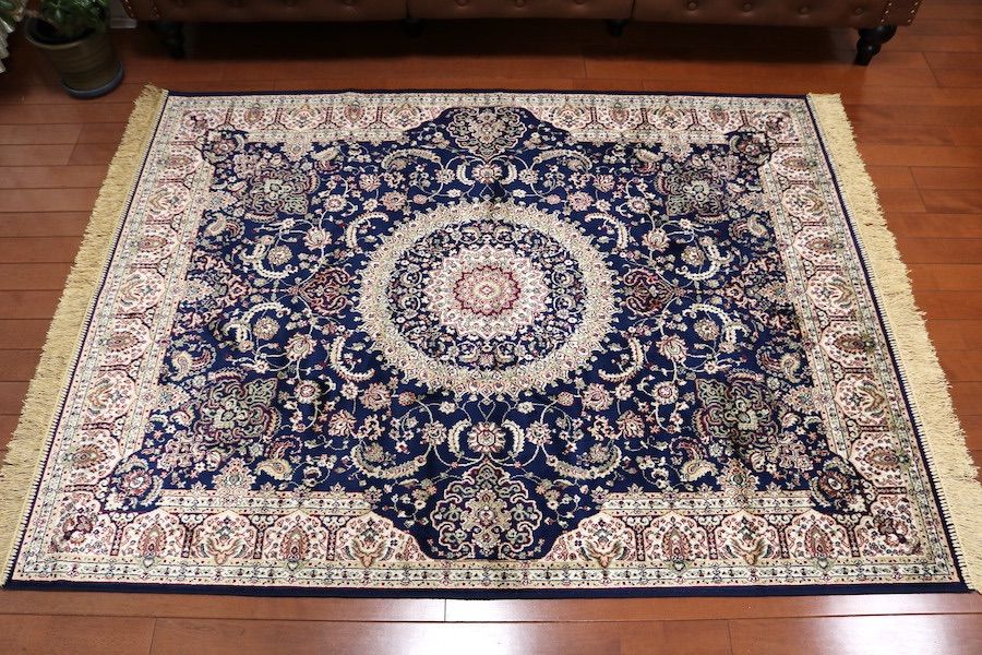 本日のセール！ペルシャ柄絨毯 120×160 新品未使用 カーペット 訳あり ペルシャ柄絨毯 120×160 新品未使用 カーペット 訳あり