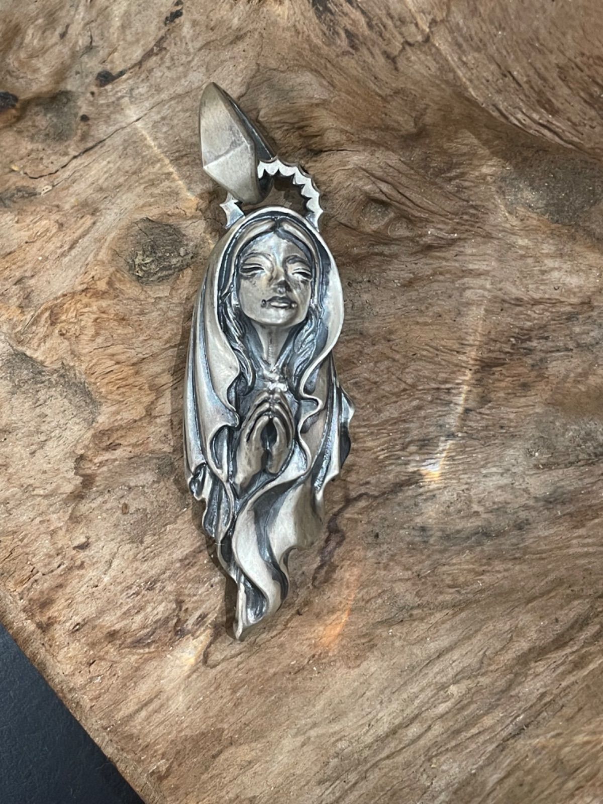 Mad Graffiti マッドグラフィティ バージンマリー 【pray】 