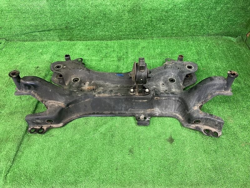 レクサス NX AYZ15 フロントメンバー NX300H バージョンL 4WD 51201-78020 085