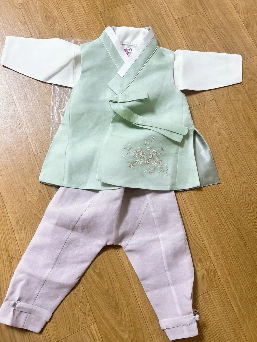 男の子用韓服