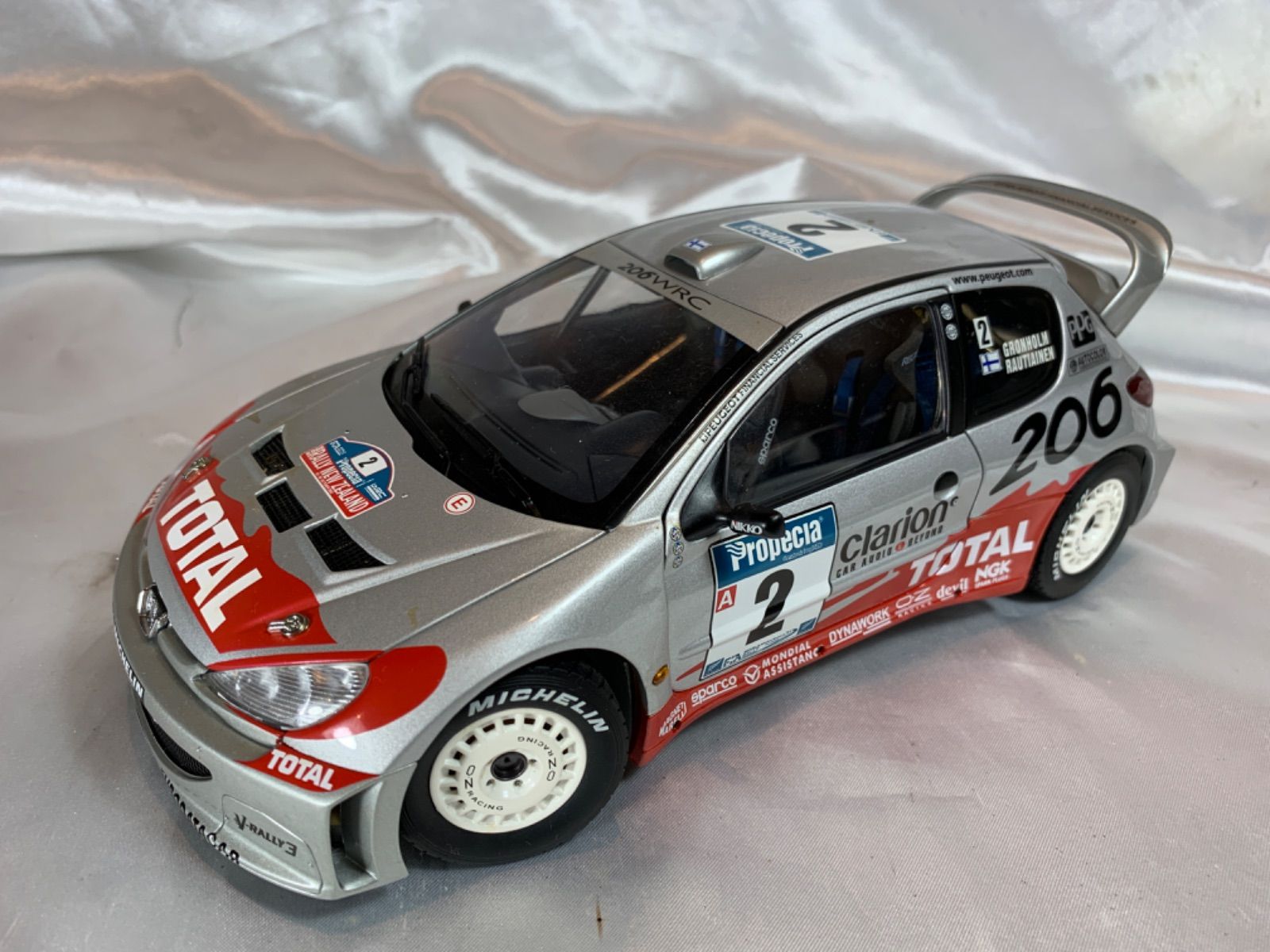 168.オートアート PEUGEOT 206 WRC プジョー 1/18 ミニカー オブジェ