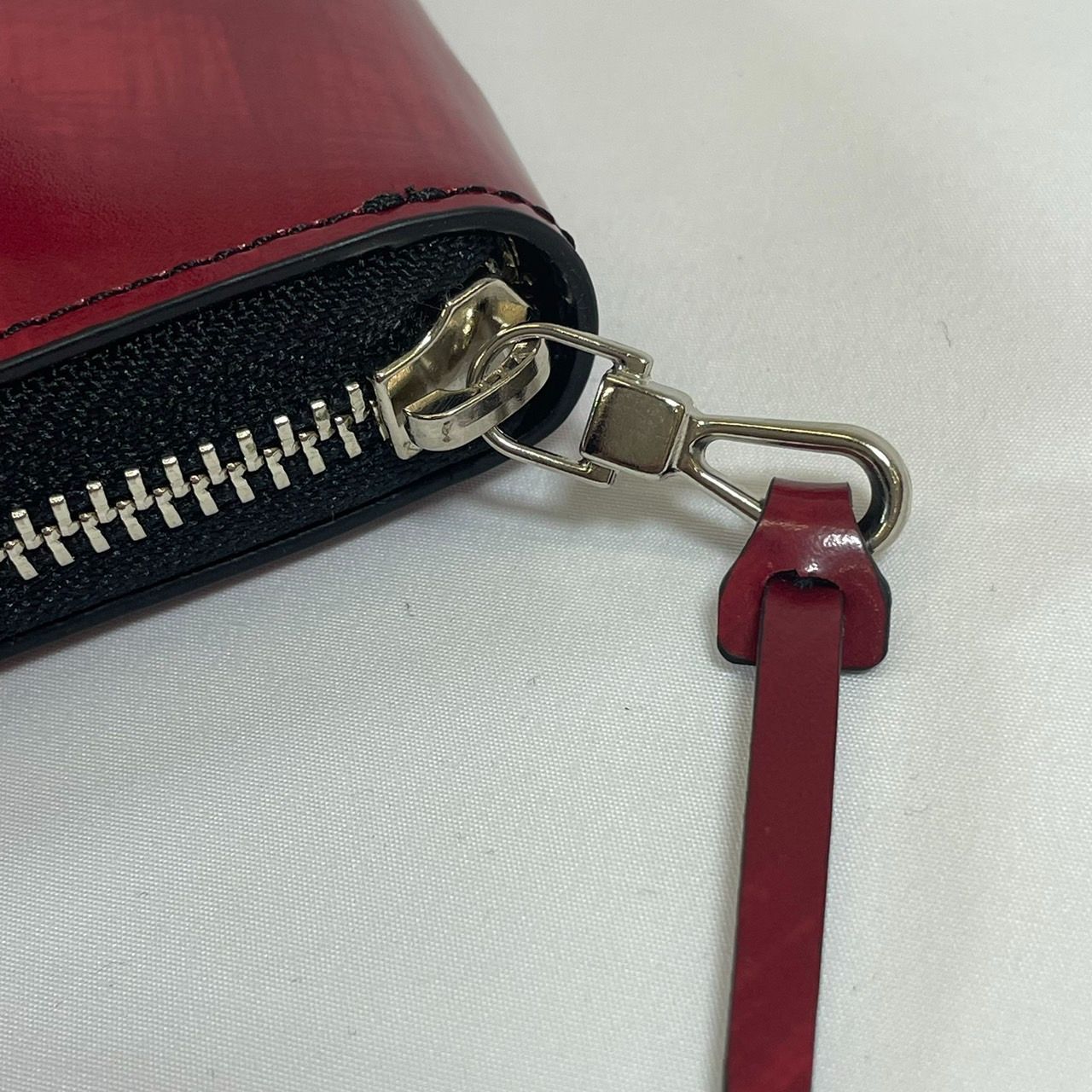 LANVIN en Bleu】ランバンオンブルー 長財布 赤 レッド × 紺 ネイビー 