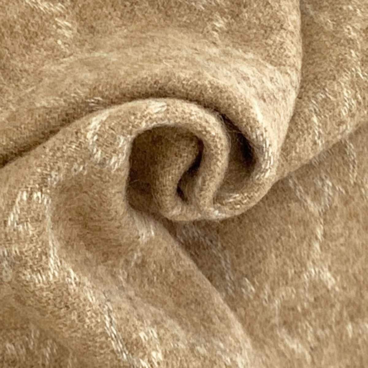 GUCCI 100%カシミア マフラー ベージュ×ブラウン GUCCI グッチ マフラー ベージュ GG柄 カシミヤ100% レディース