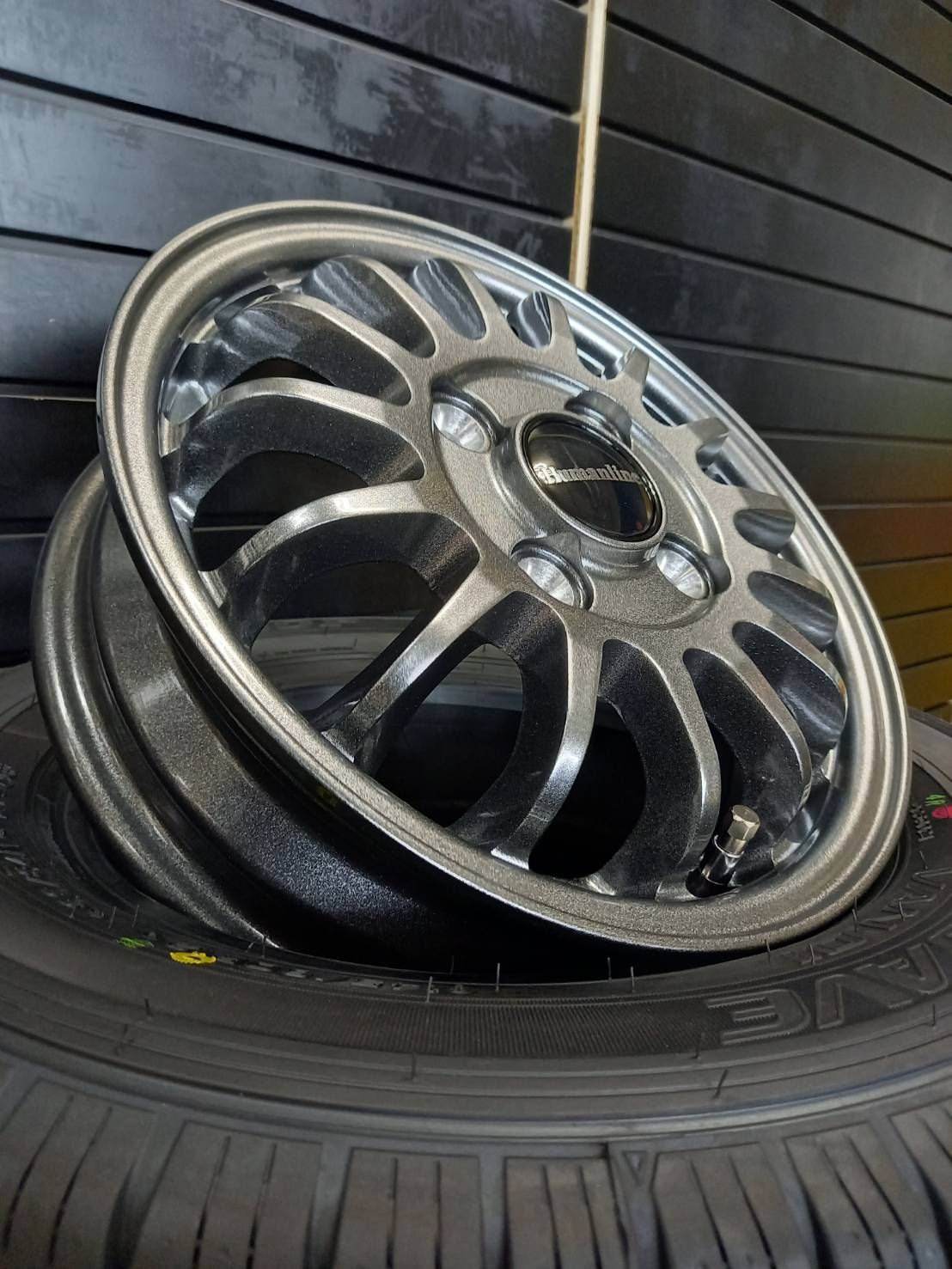 ラジアルタイヤ