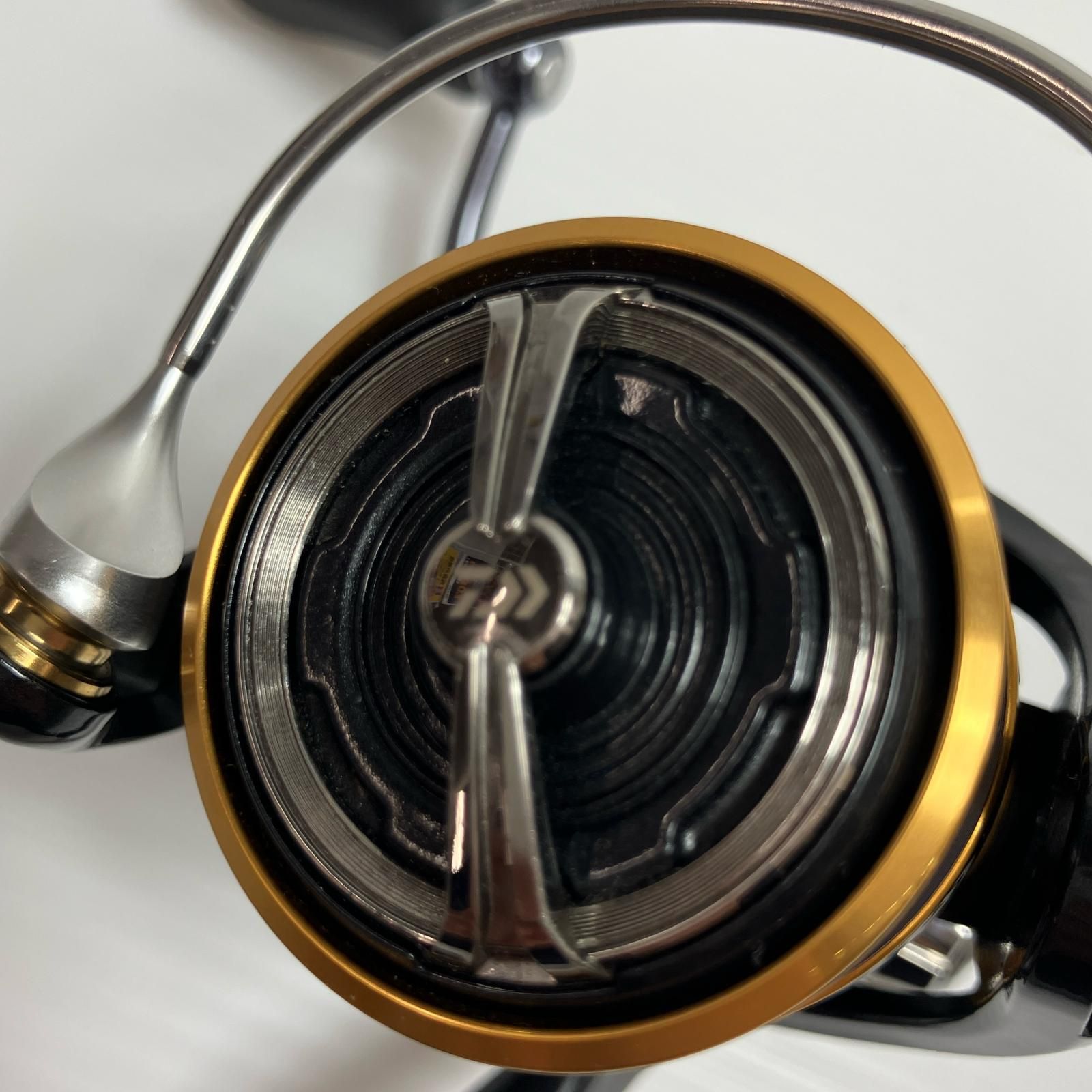 スピニングリール カルディア