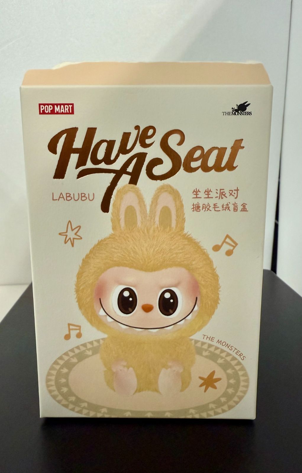 THE MONSTERS Have A Seat LABUBU ぬいぐるみ DADA - メルカリ