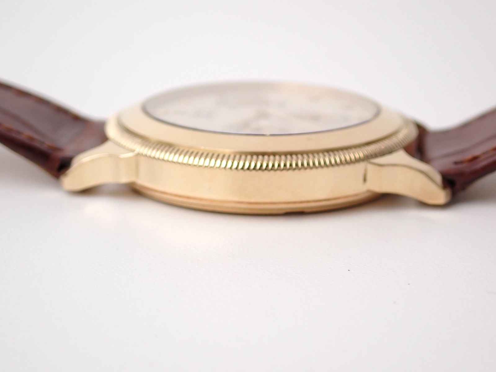 CORUM(コルム) リザーブ ド マルシェ 73.109.56 YG/革 AT