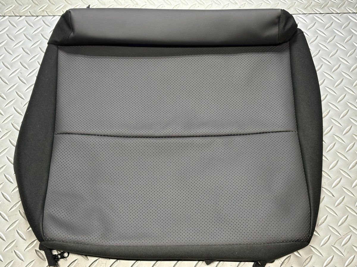 新車外し トヨタ純正 150系 ランドクルーザー プラド シートNO.3 クッション カバーRH 黒 品番79031-60E20-C0 GDJ|TRJ150W 23030207