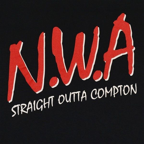 メルカリShops - N.W.A エヌダブリューエー Classic Logo Tシャツ