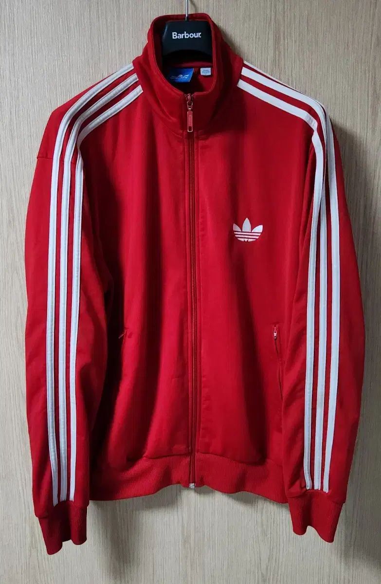 【雷市場（ポンジャン）商品韓国直送】 (ランディングショット) adidas(アディダス) ファイヤーバード ジャージ トラック