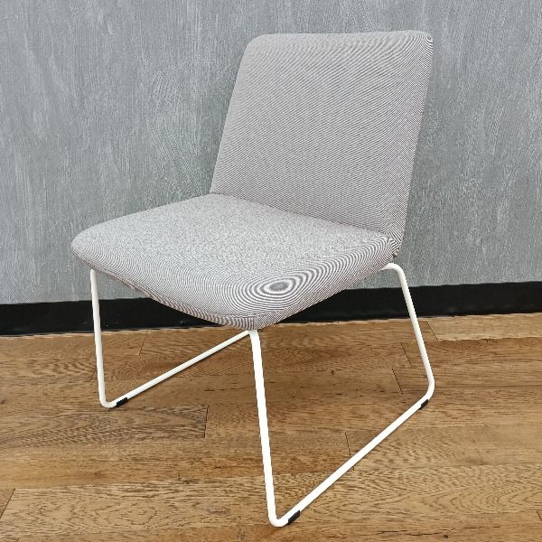 OKAMURA オカムラ ミーティングチェア L531 L531WN-9379 2020年製 ライトグレー