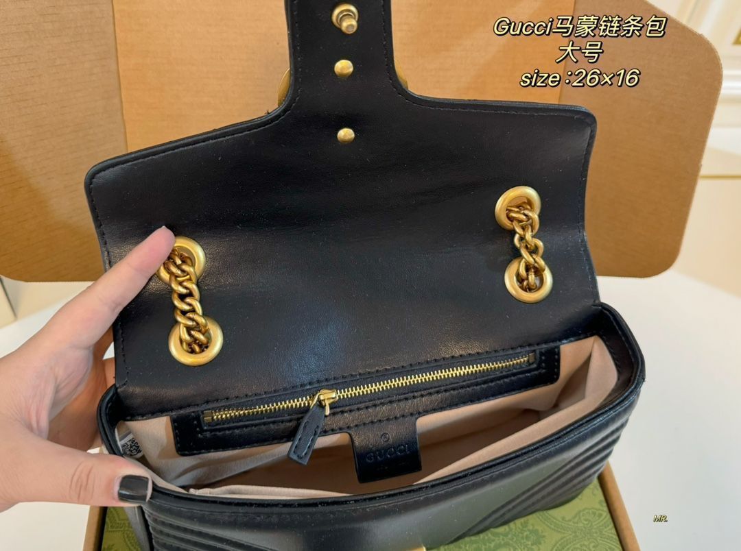 GUCCIグッチGG Marmontミニマモンチェーンバッグ、ハンドバッグ