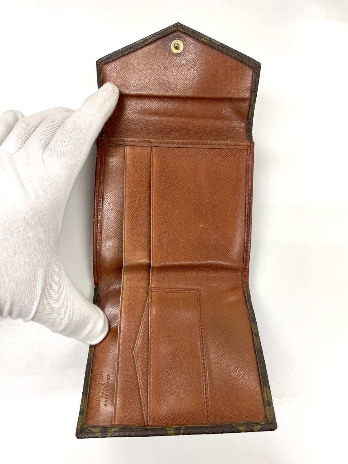VUITTON