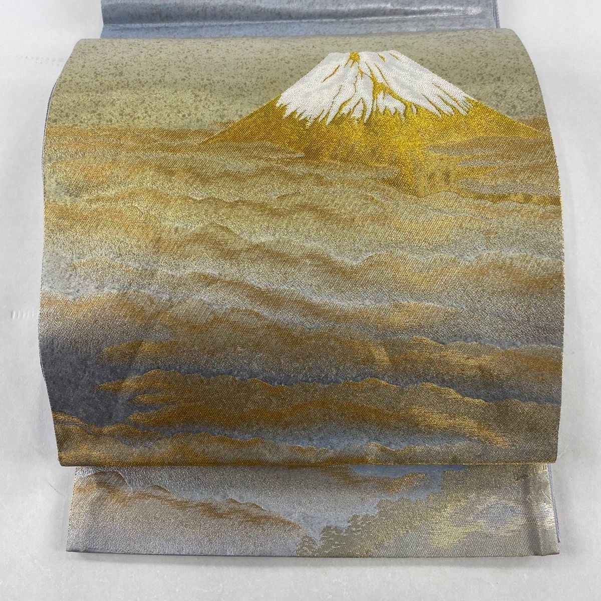 袋帯 美品 名品 横山大観 落款 じゅらく 富士山 雲海 金糸 銀色 お太鼓