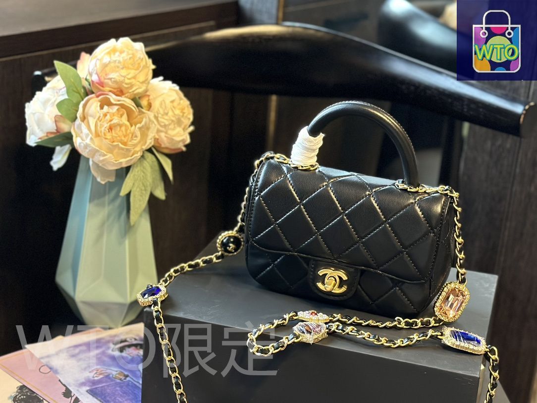 CHANEL⭐️リストバンドとオマケ CHANEL?シャネル♡お決まり品