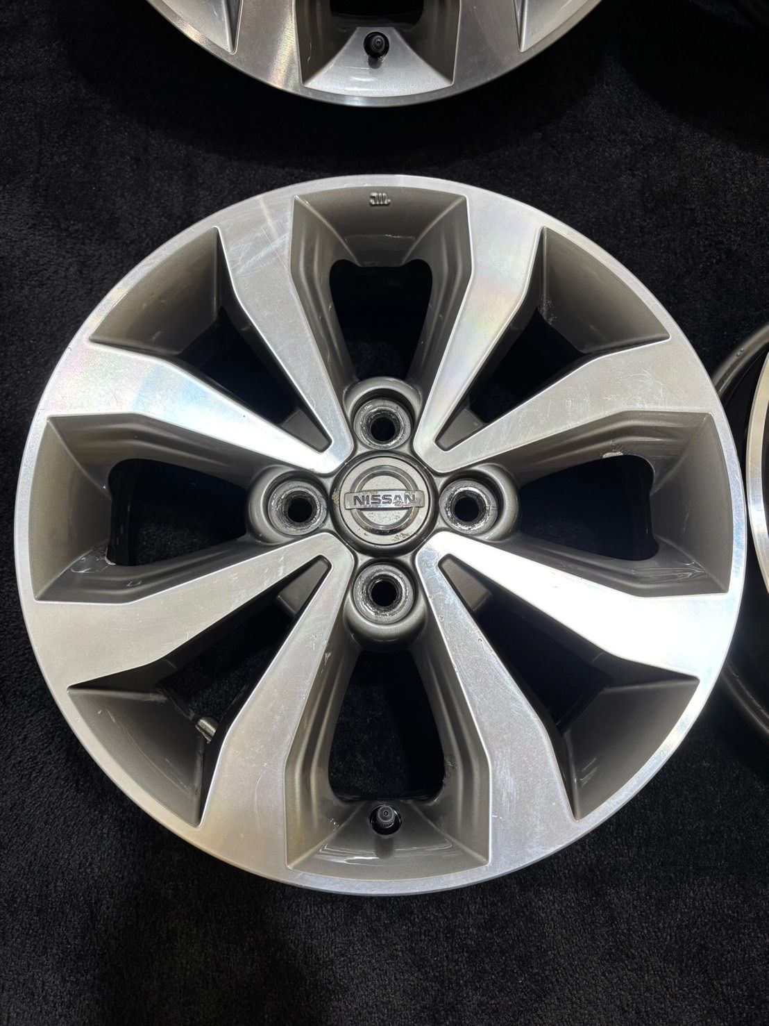 ☆日産 デイズルークル 純正 15インチ 4.5J +46 100 4H アルミホイール