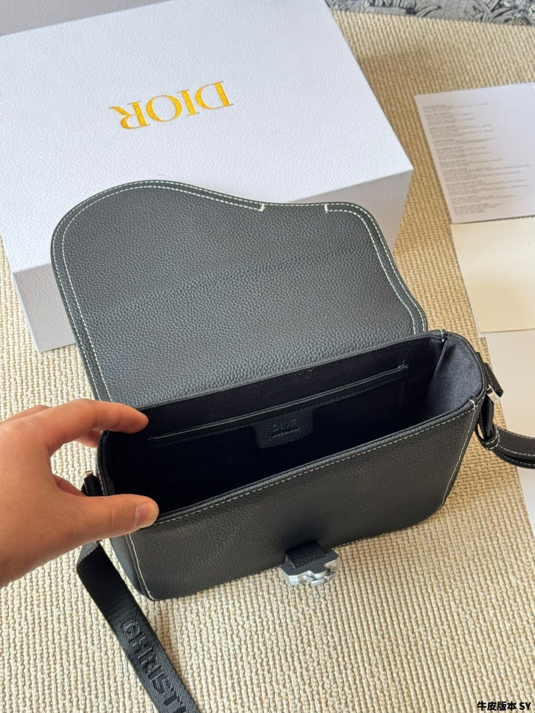 DIOR SADDLE POUCH LEATHER サドルバッグ DIOR SADDLE POUCH LEATHER サドルバッグ