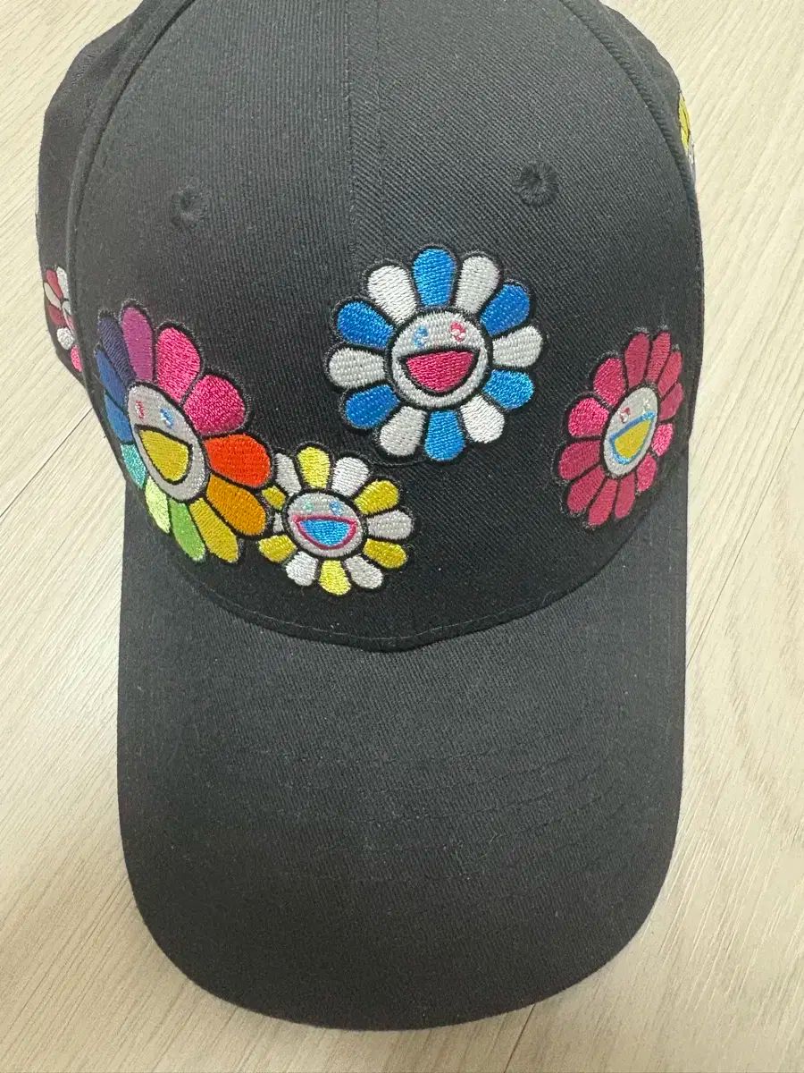NEW ERA ニューエラ x ムラカミ タカシ オハナ すべて オーバー キャップ ブラック