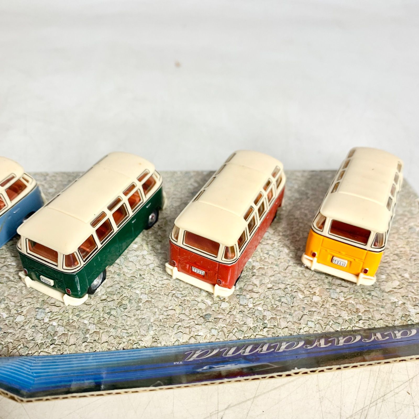 Cararama VWワーゲンバス　 6台セット HONGWELL Cararama フォルクスワーゲン バス VW BUS 6台 セット