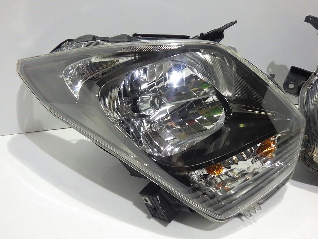 ワゴンR　ヘッドライト　左右　MH34S　HID　100-59270　BD　インナーブラック　バラスト付き　コーティング　綺麗　250605281