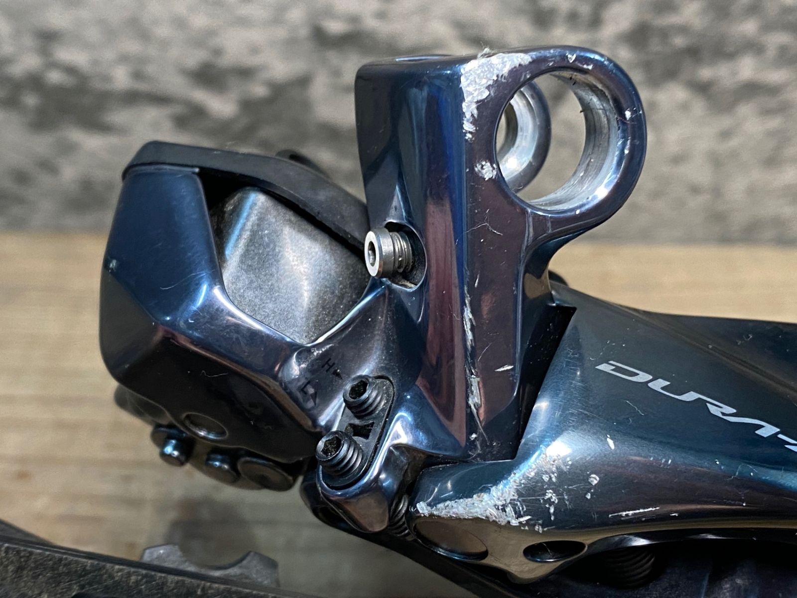 IU930 シマノ SHIMANO デュラエース DURA-ACE RD-R9150 リア 