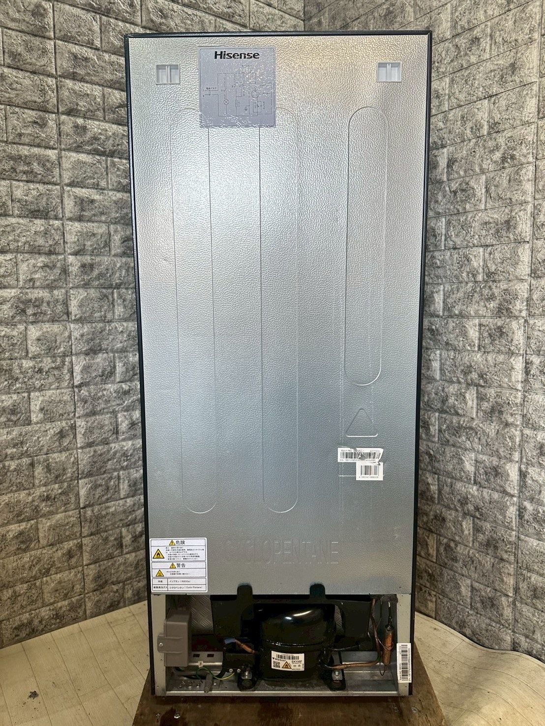 大阪送料無料★3か月保障付き★冷蔵庫★ハイセンス★HR-K12HB★R-156 大阪送料無料☆3か月保障付き☆冷蔵庫☆ハイセンス☆2ドア