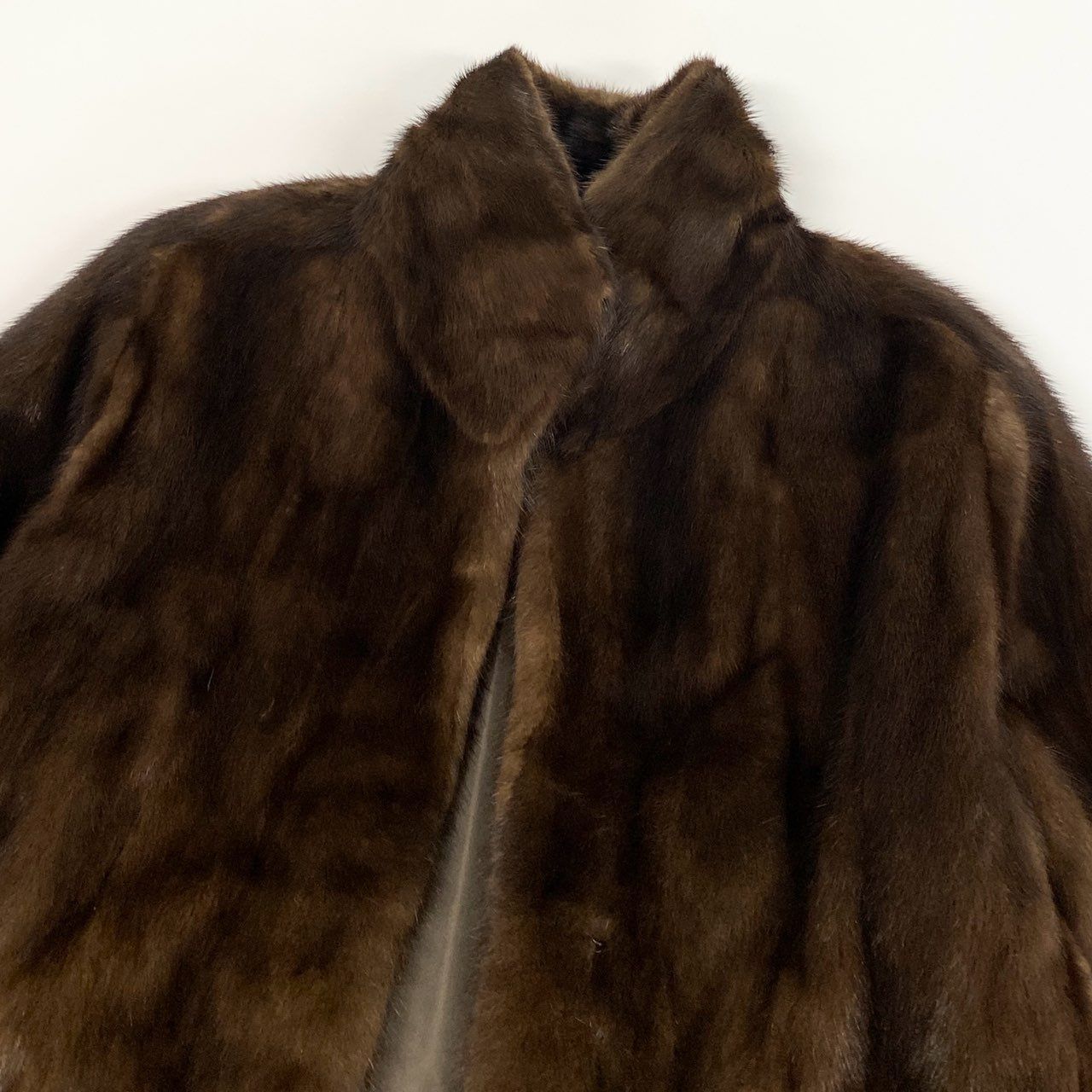 美品【 銀 SAGA MINK /JINDO】高級毛皮　袖アップ&ダウンヘア　ダークミンク　セミロングコート◆90cm丈　黒近ダークブラウン　15号◆C559T 2025年最新jindo サガミンクの人気アイテム - メルカリ