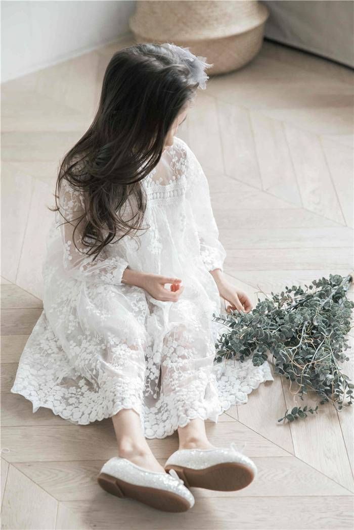 レース ドレス 子供　発表会　結婚式　子ども　レースワンピース　 お呼ばれ/ピアノ演奏会 子供ドレス ドレス　子供　女の子 結婚式 発表会 子供ドレス ドレス 女の子 ワンピース レース チュールワンピース