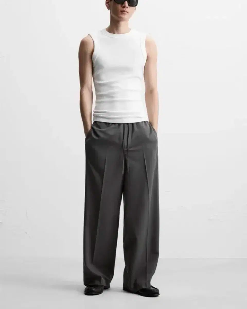 ZARA ザラ グレー ワイド スラックス パンツ