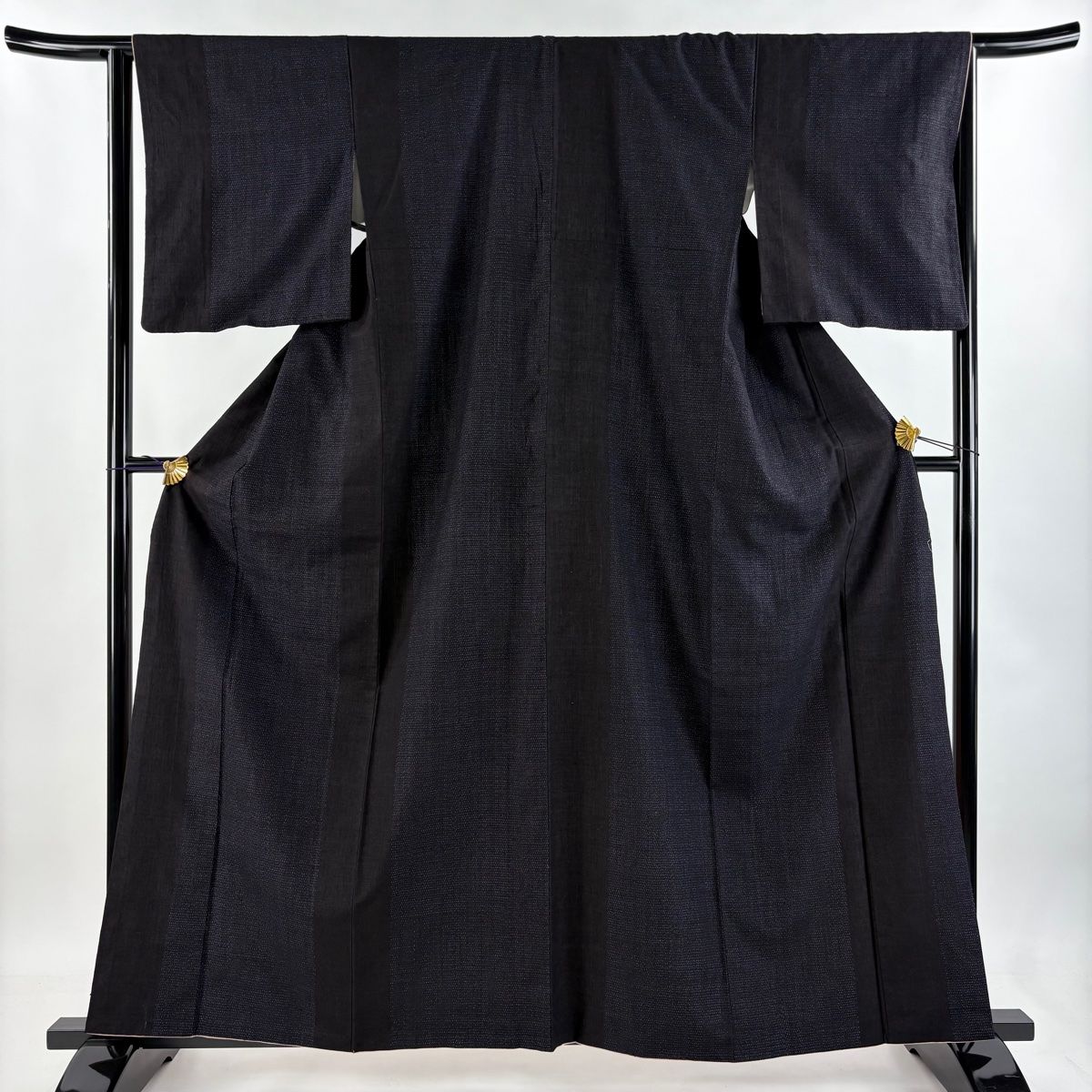 結城紬 身丈161.5cm 裄丈64cm M 袷 本場結城紬 証紙 縞 幾何学模様 濃紺 正絹