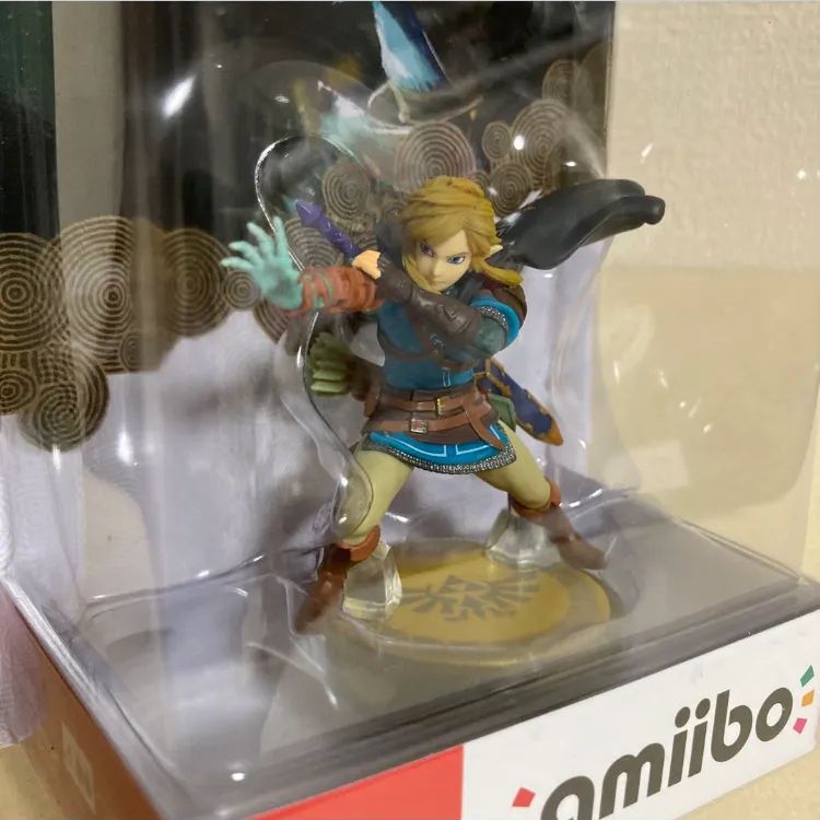 amiibo ゼルダの伝説 4体セット (ロフトバード、リンク【ティアーズ 