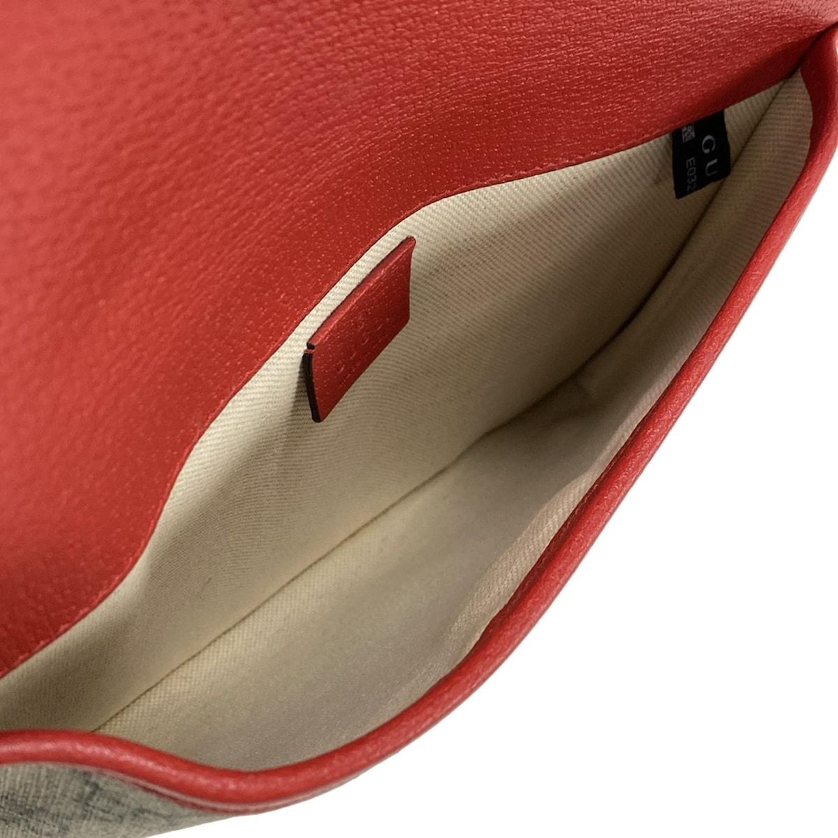 ダークブラウン×レッド×マルチ