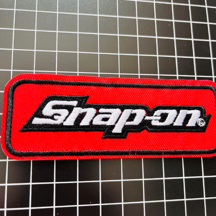 スナップオン Snap-on tools 赤 アイロンワッペン 工具 STIHLトラック ドライバー レンチ  オシャレ アメリカン アメカジ 車 GMC