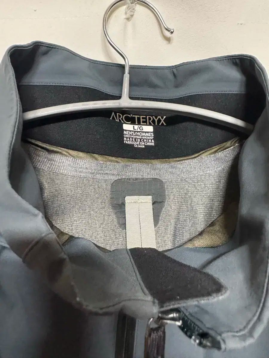 センターロゴ GORE-TEX₍ゴアテックス