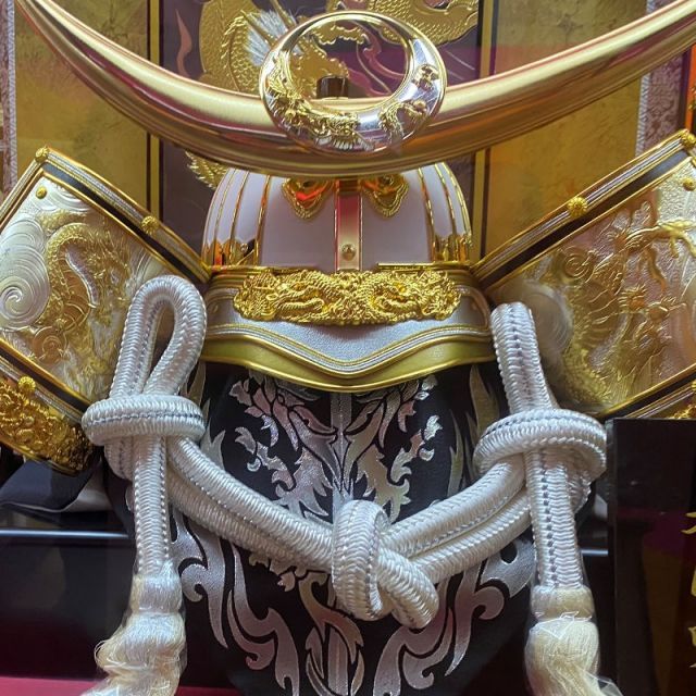 武士の兜 ▪️ ケース付き 楽天市場】本格兜飾り 甲斐の虎 武田兜 7号 【武田信玄
