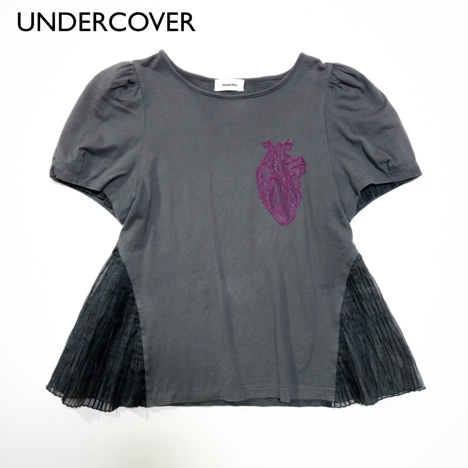 cC18 UNDERCOVER 心臓レース刺繍プリーツTシャツ ハート ロゴ刺繍 レース 心臓グラフィック 定価35 700円