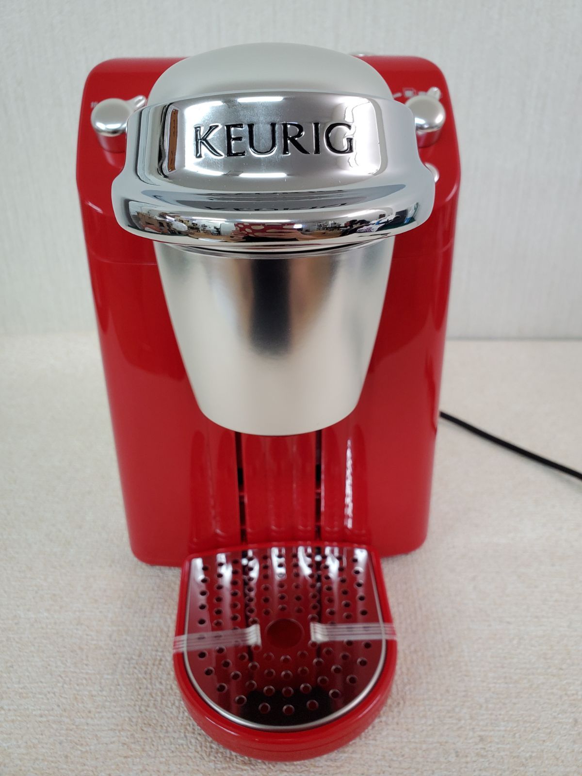 キューリグ・ BS200電動コーヒーメーカークイーンレッド 注文