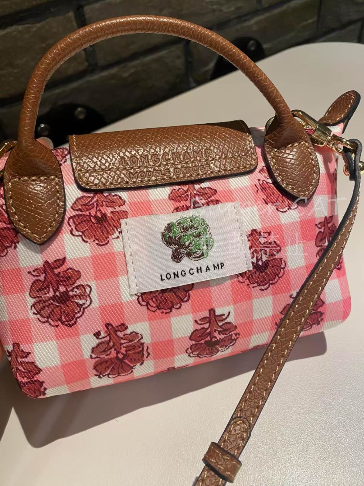 人気&美品】Longchamp ロンシャン XS ミニショルダー プリ