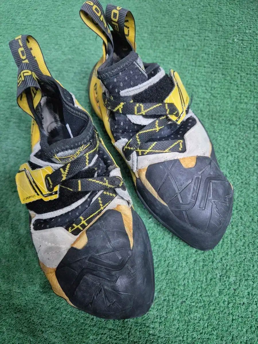 クライミングシューズ ソリューション