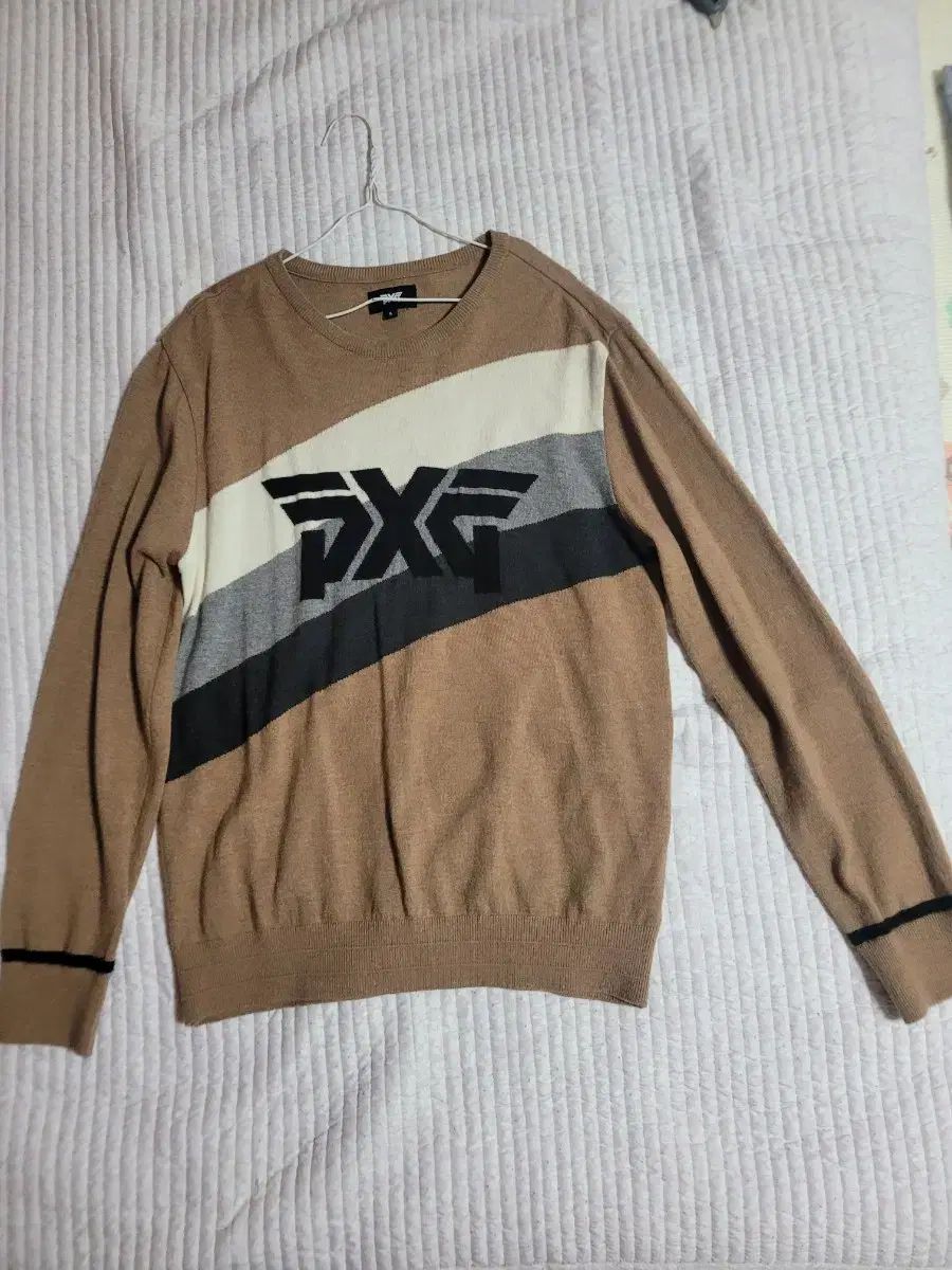 PXG ラクダ ニット