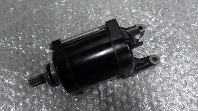 CB400SF VTEC REVO NC42-1010xxx の セルモーター 1760582704