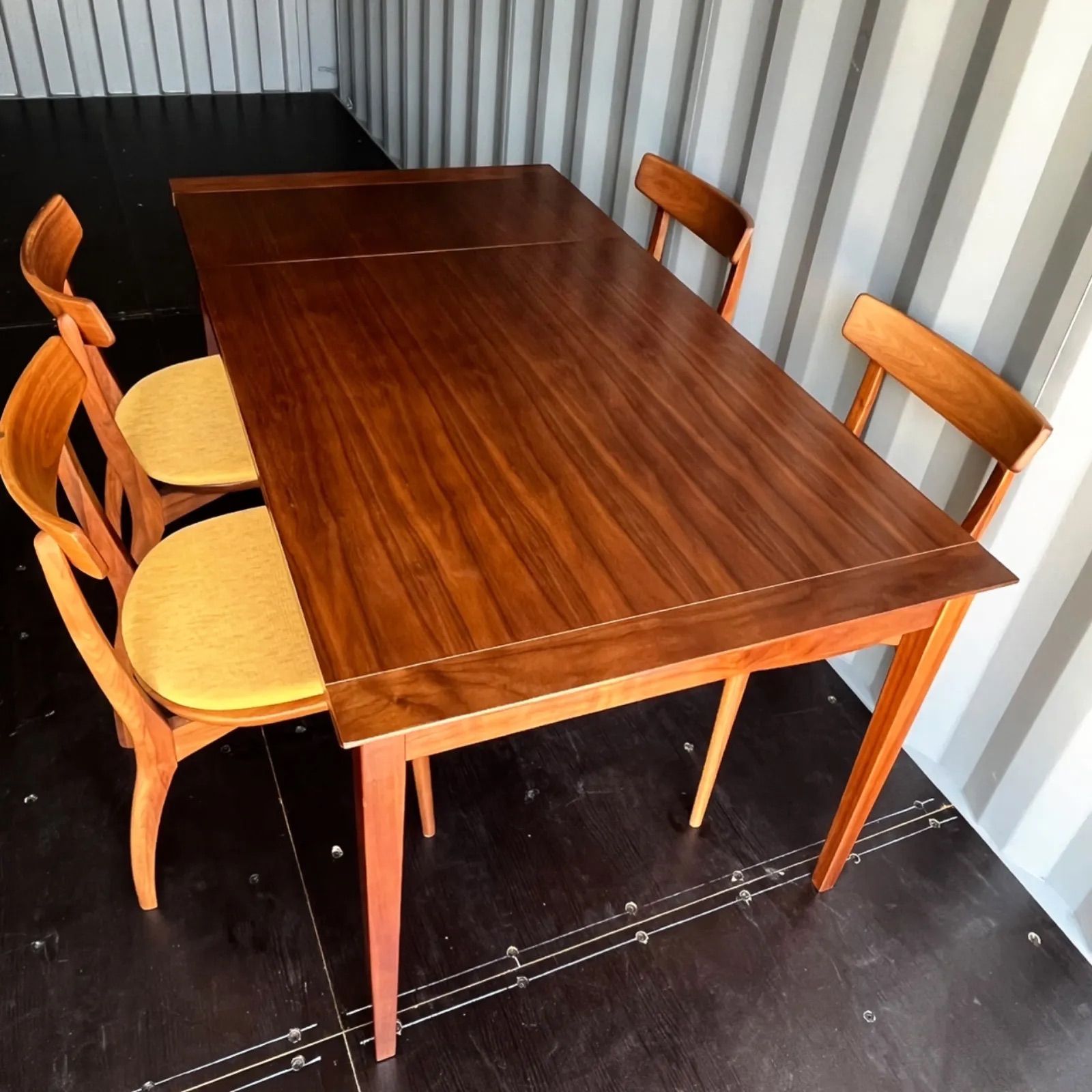 机・テーブル 大塚家具 北欧風天然木ナチュラルダイニングテーブル 