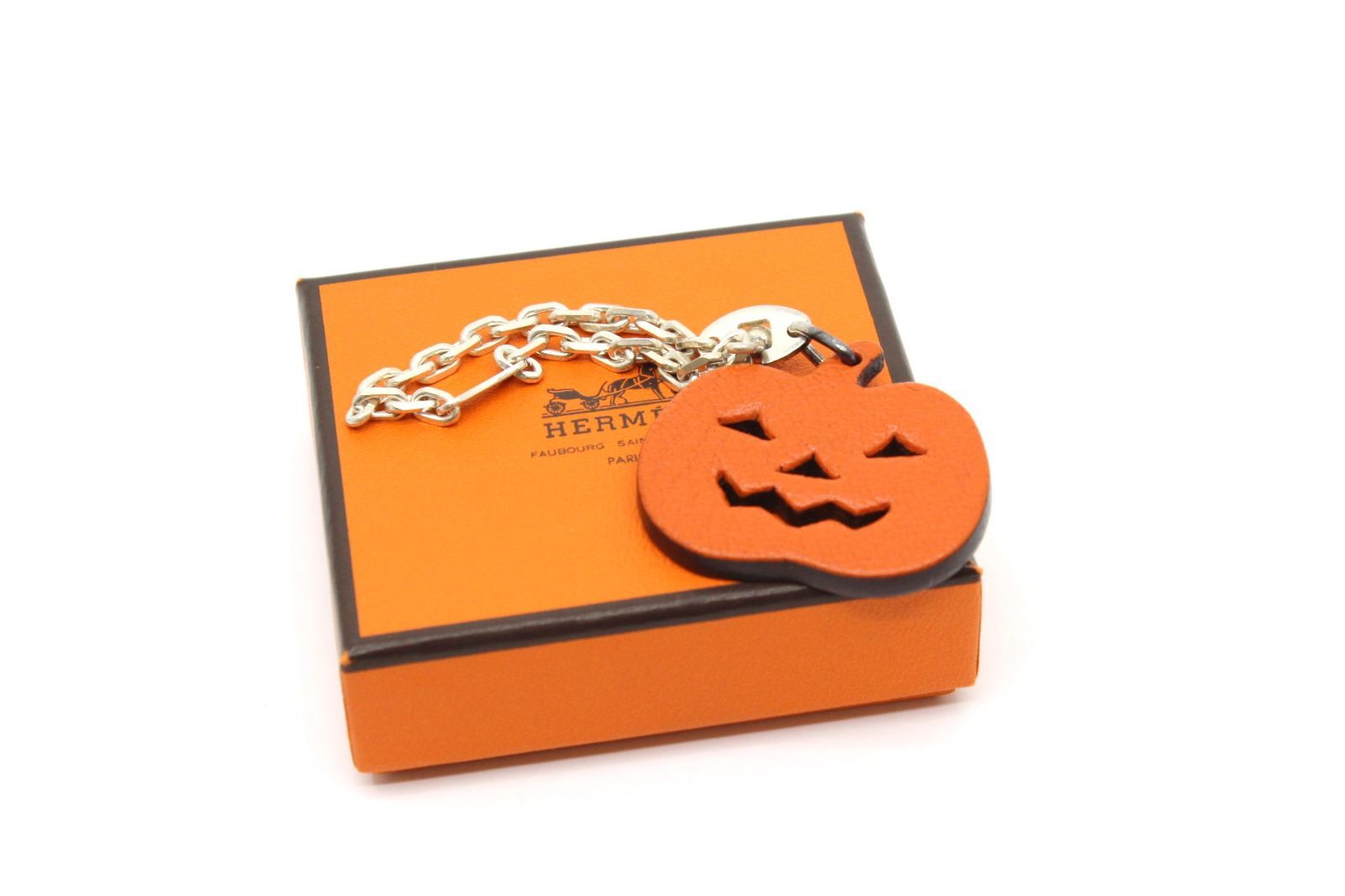 エルメス レザー　ハロウィンかぼちゃチャーム エルメス チャーム キーホルダー パンプキン かぼちゃ
