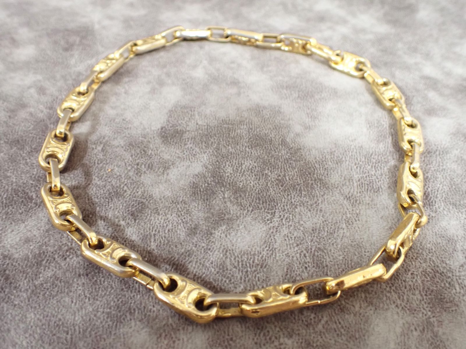 CELINE セリーヌ チェーントリオンフ ハンドカフ ネックレス