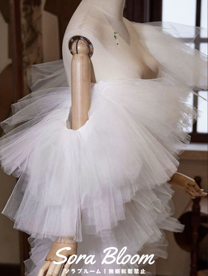 ソフトチュールのフリルがゴージャスなショール ホワイト