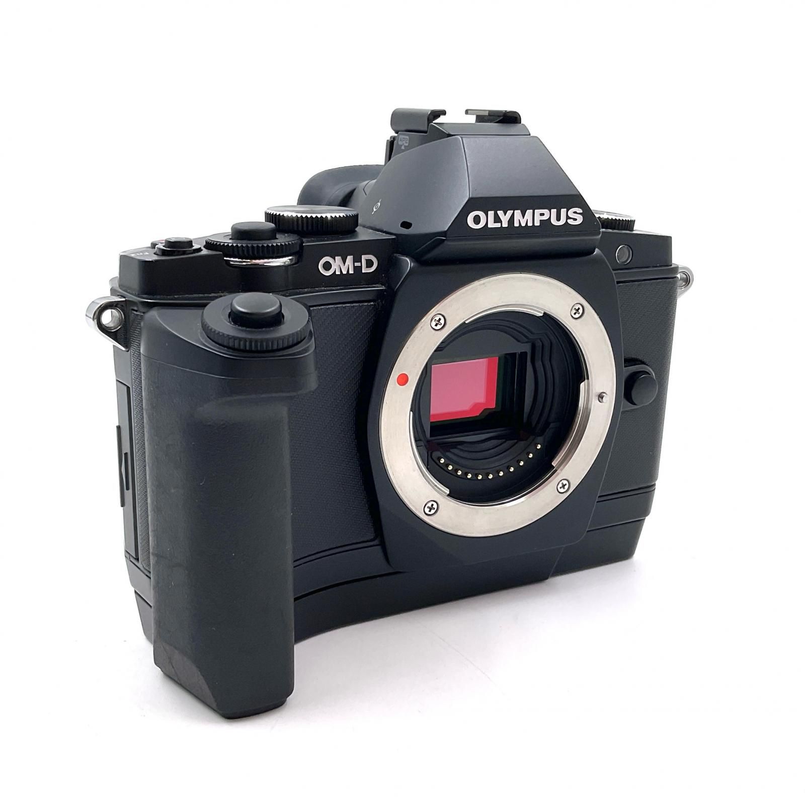 (専用品)OLYMPUS E-M5 デジタル一眼レフカメラ OLYMPUS (オリンパス) デジタル一眼レフカメラ E-M5 1605万画素