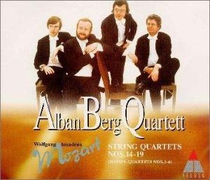 ウィーン・ムジークフェライン弦楽四重奏曲　モーツアルト　ハイドン　シューベルト　wiener musikverein quartett モーツァルト:ピアノ四重奏曲第1番・第2番 ／ 弦楽四重奏曲第19番
